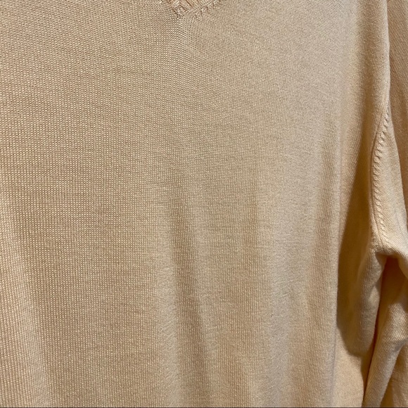 Brooks Brothers 346 100% Merino Wool V Neck Sweater Yellow Size Large - Picture 5 of 7